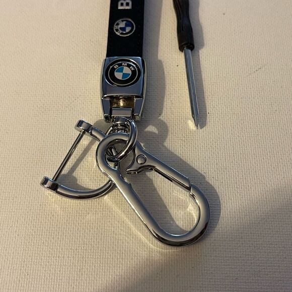 BMW Key Fob Keychain in Black Leather NWT - Picture 3 of 5